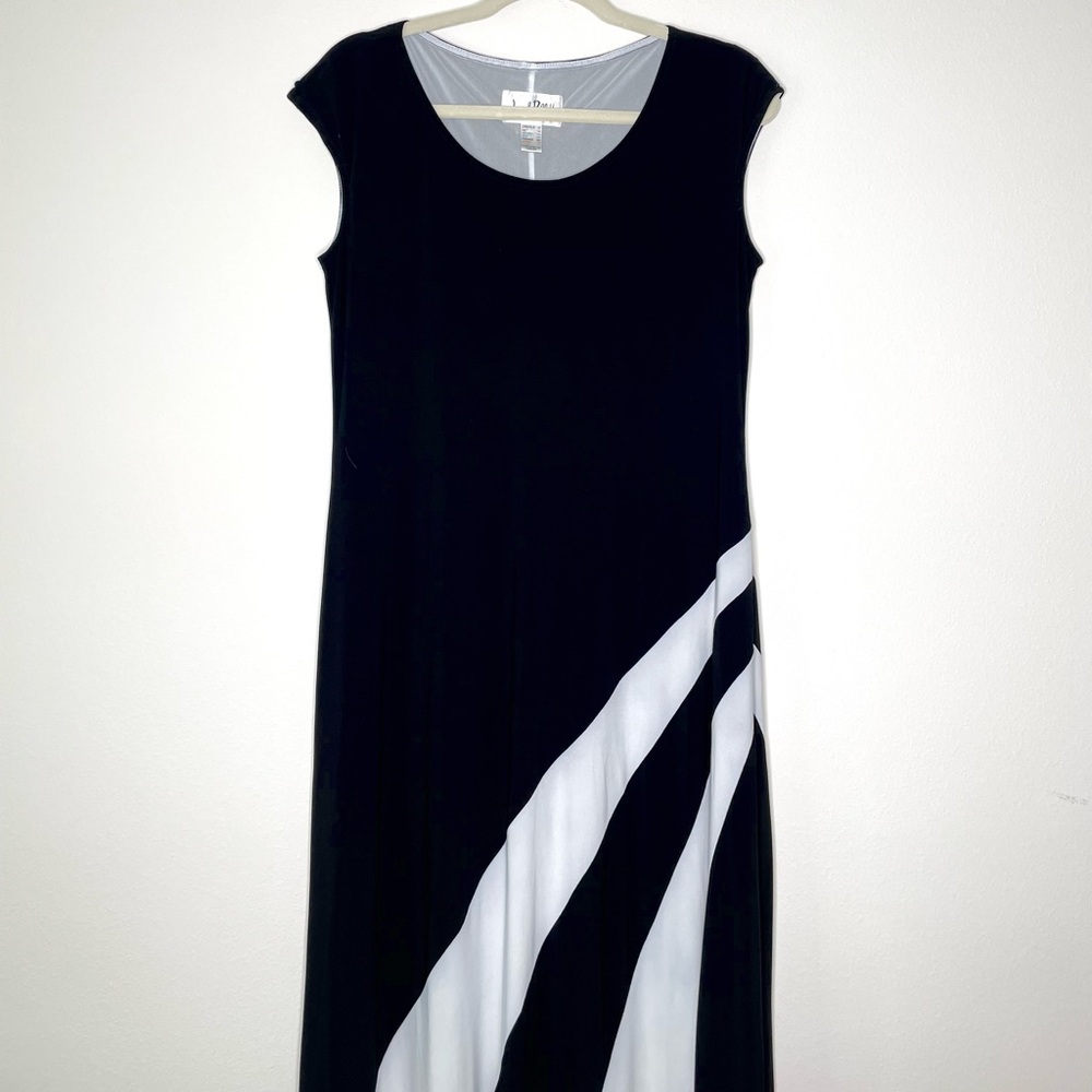 Joseph Ribkoff Black and white maxi dress designer size 12